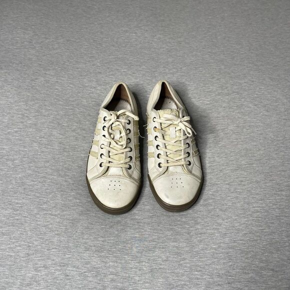 Clarks Men’s Vintage Casual Oxford Sneaker Shoes - Picture 11 of 11